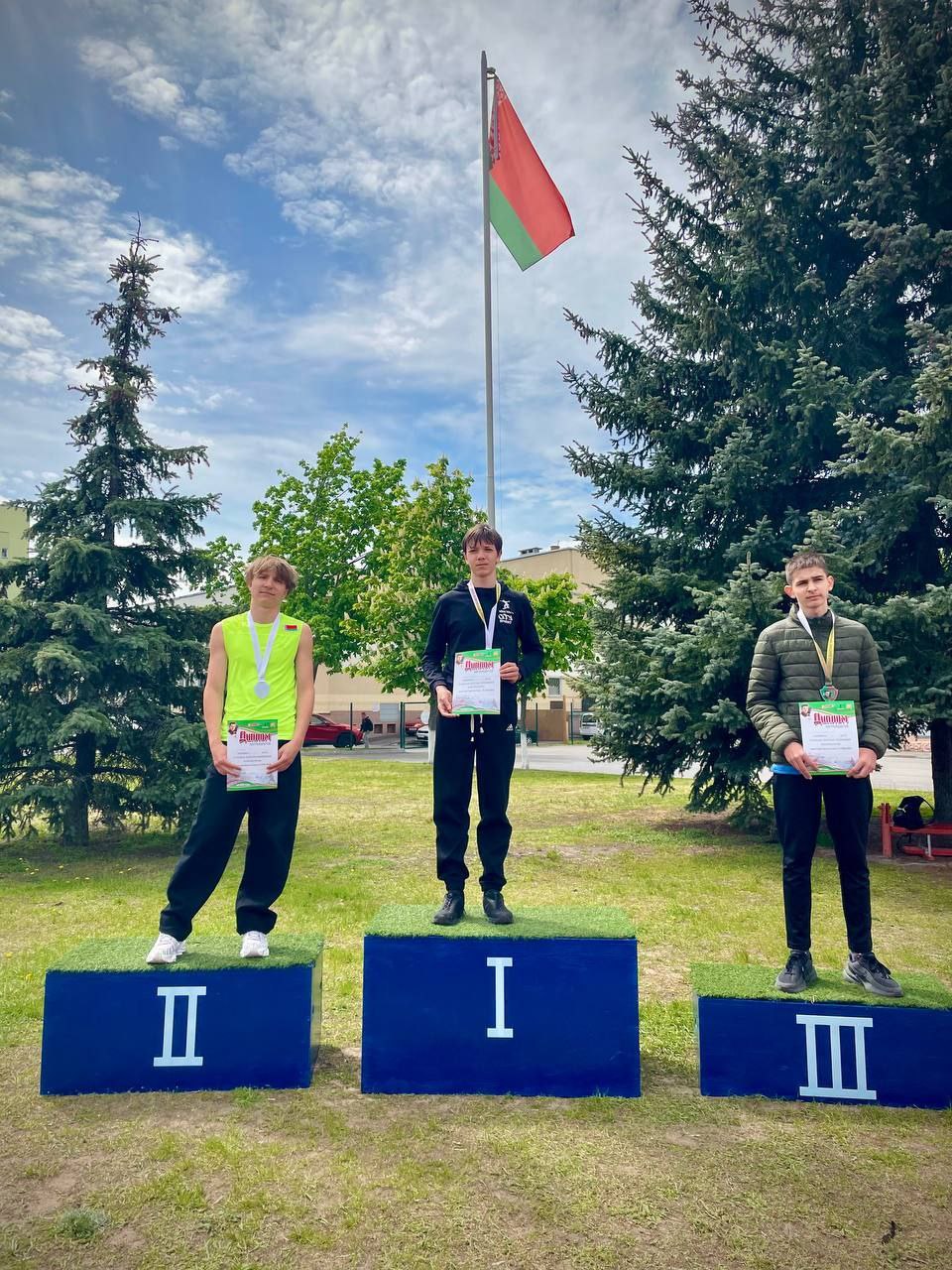 Соревнования по легкой атлетике памяти Героя Советского Союза, лейтенанта Г.М.Склезнева .